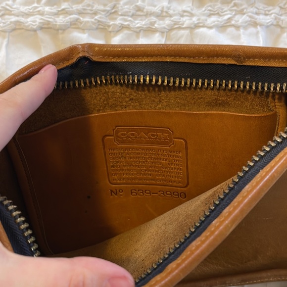 1970s Vintage Coach Bag - Picture 2 of 4